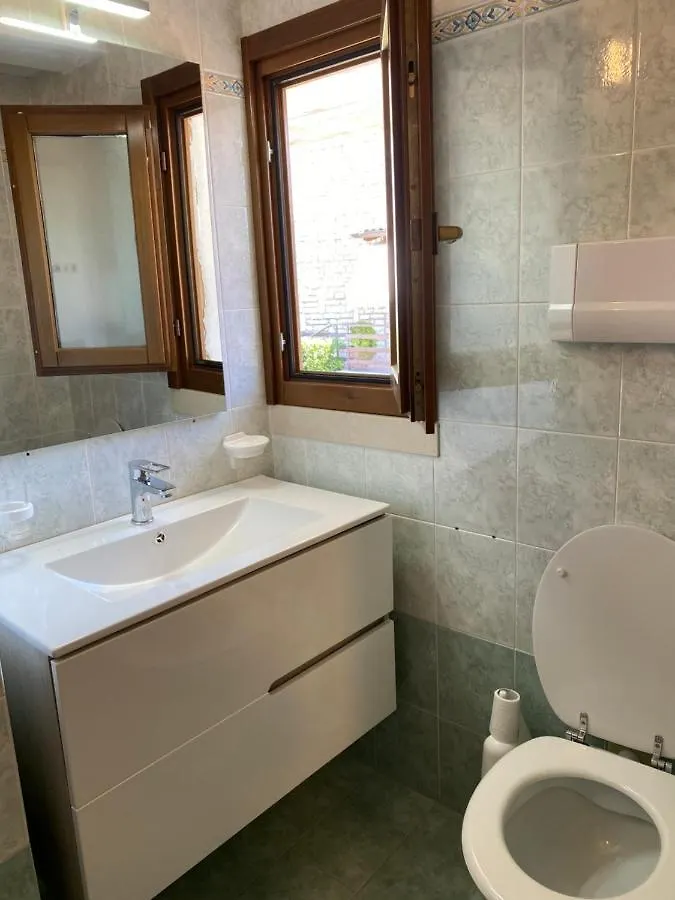 Ca' Ai Tigli Hotel Tignale 2*,