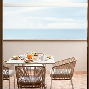 https://zefiro-apartments.it-tuscanyhotel.com