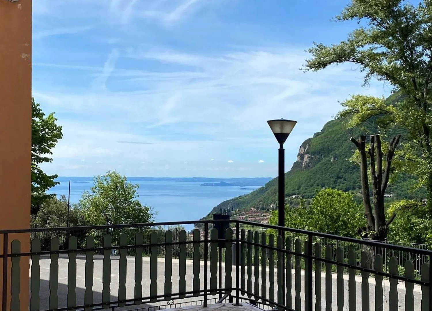 Hotel Ca' Ai Tigli Tignale 2*,