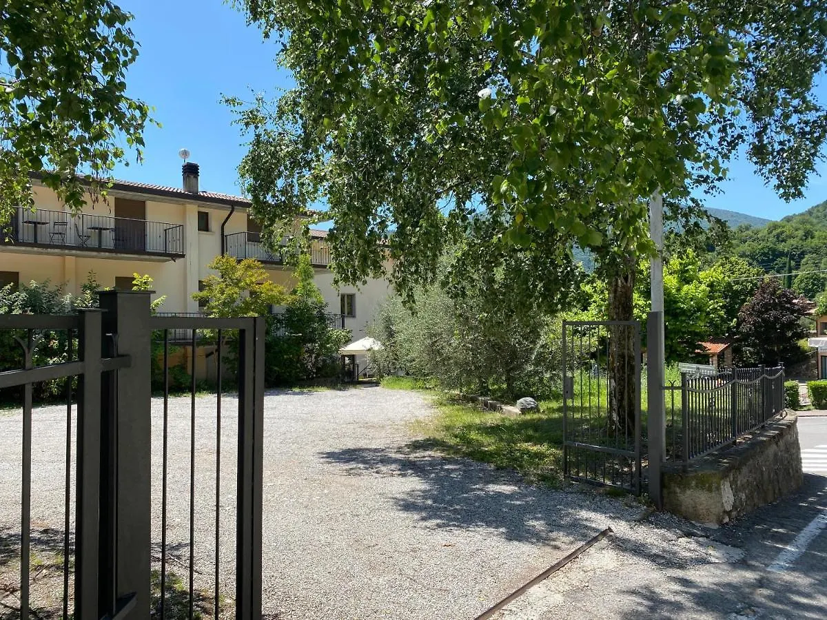 Ca' Ai Tigli Hotel Tignale 2*,