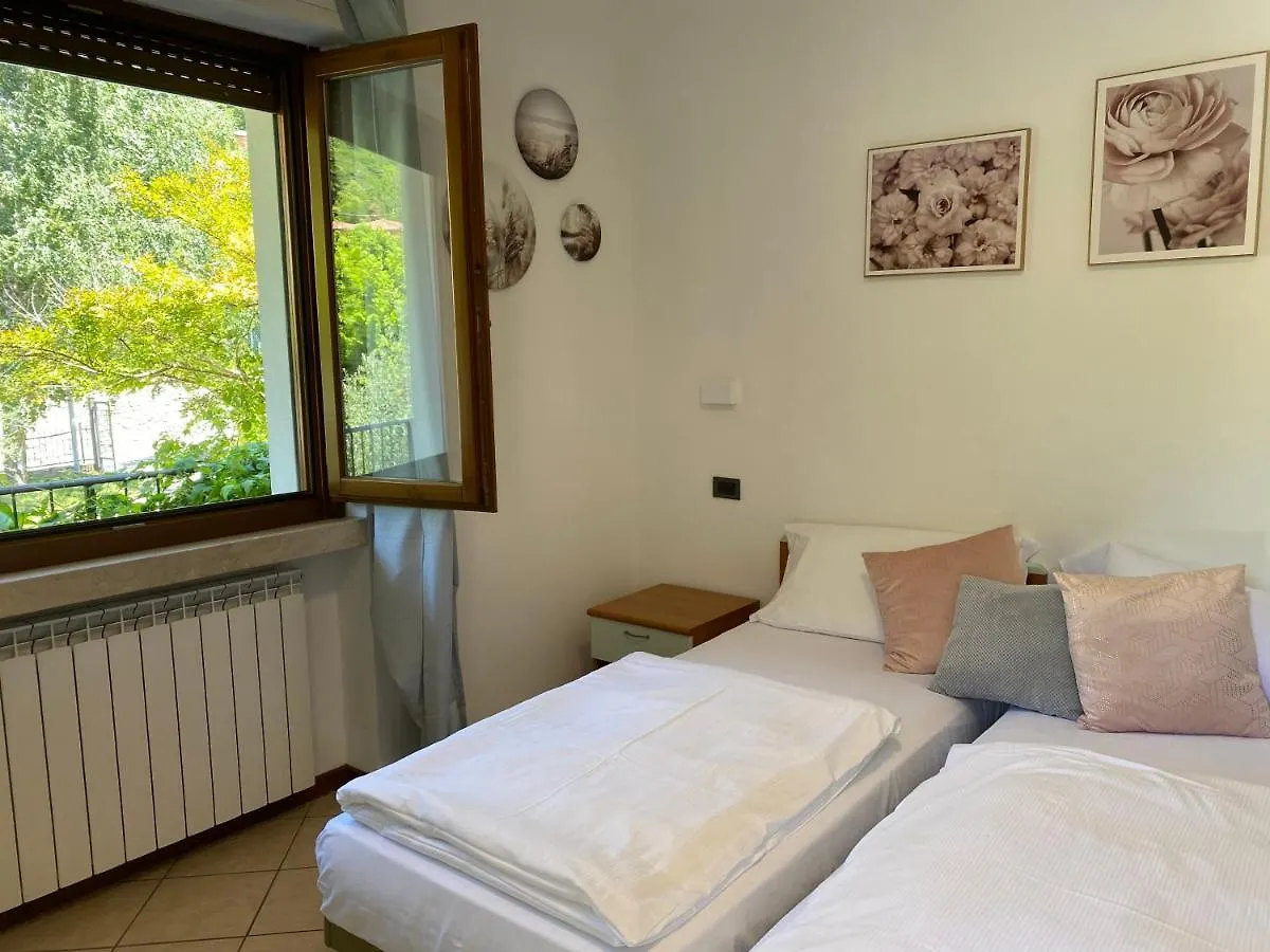 Ca' Ai Tigli Hotel Tignale Italy