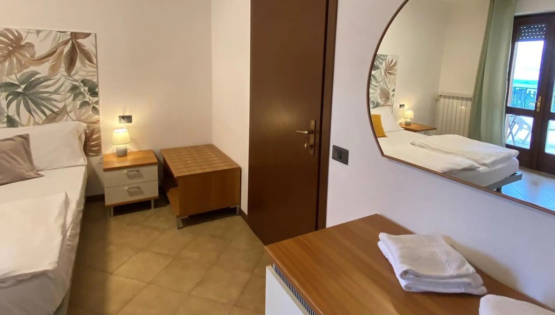Ca' Ai Tigli Hotel Tignale 2*,  Italy